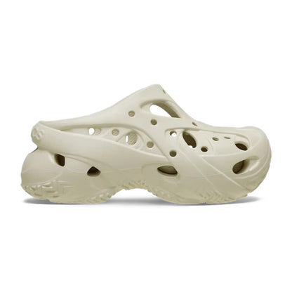 crocs-gallery-color:summit white; color:Summit White; alt:ALT100; file:211141_2MD-ALT100