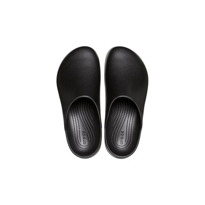 crocs-gallery-color:black; color:Black; alt:ALT120; file:209366_001-ALT120