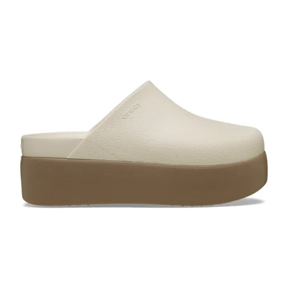 crocs-gallery-color:frappe/latte; color:Frappé/Latte; alt:ALT100; file:209869_2MS-ALT100