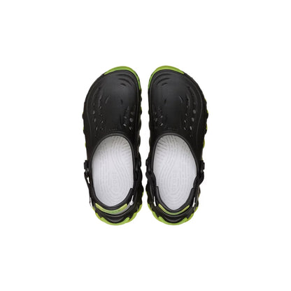 crocs-gallery-color:black; color:Black; alt:ALT120; file:211458_001-ALT120