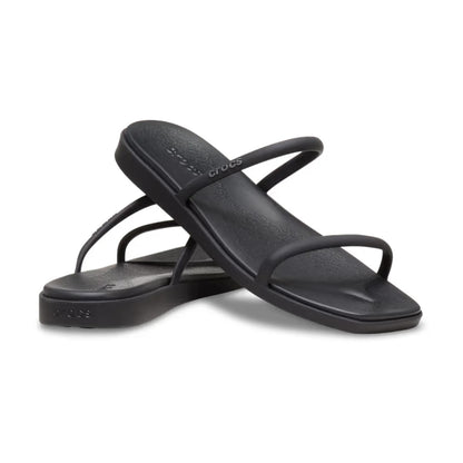 crocs-gallery-color:black; color:Black; alt:ALT110; file:209795_001-ALT110