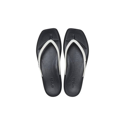 crocs-gallery-color:black/chalk; color:Black/Chalk; alt:ALT100; file:213323_0O5-ALT100