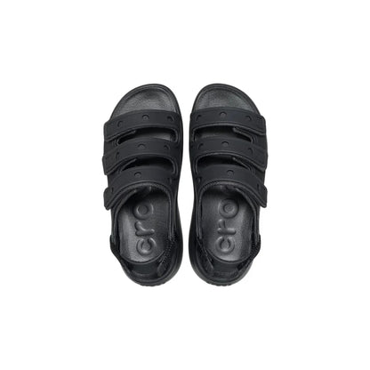 crocs-gallery-color:black; color:Black; alt:ALT120; file:212032_001-ALT120